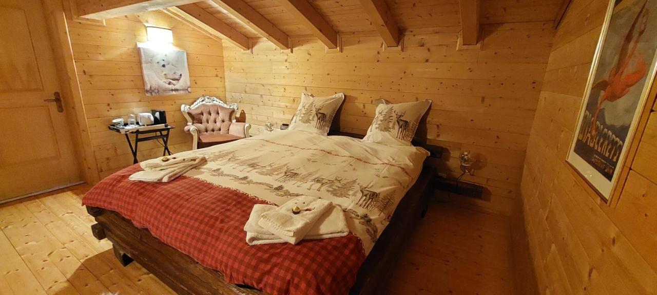 Chambre D'Hotes L'Ours Bleu 레디아블러레 외부 사진