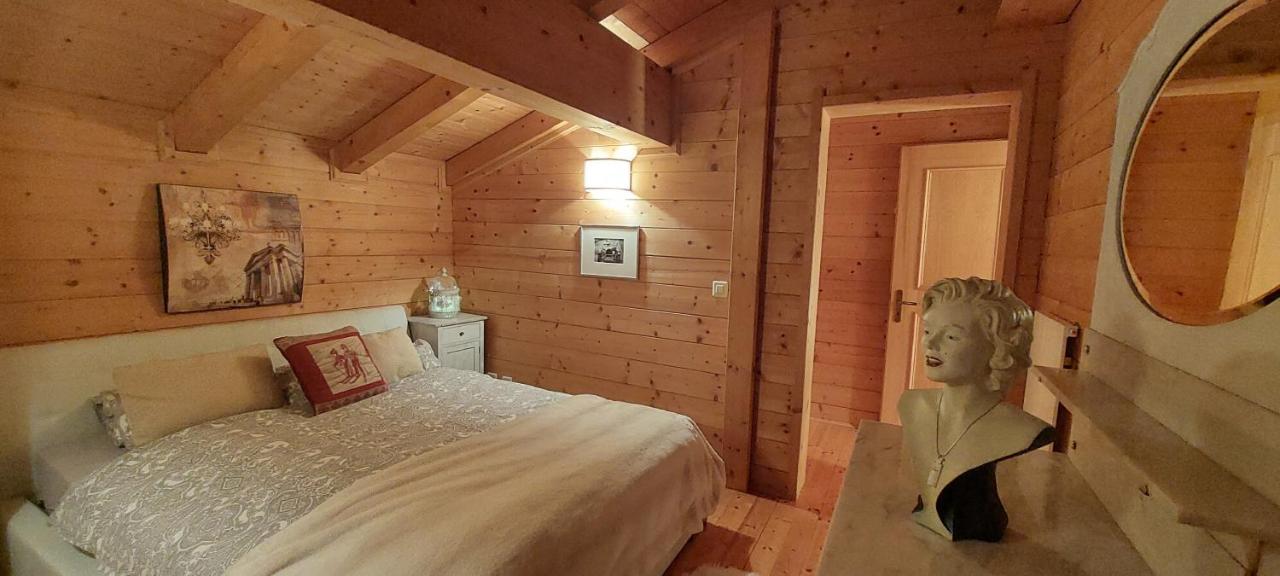 Chambre D'Hotes L'Ours Bleu 레디아블러레 외부 사진
